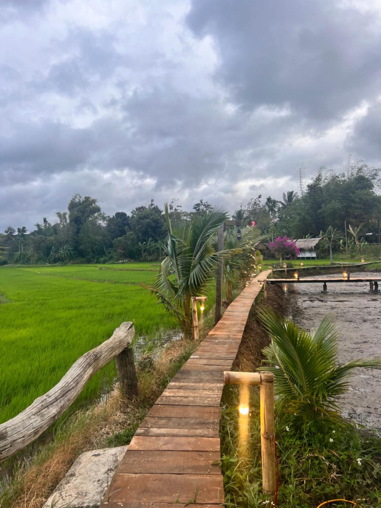 Komleo Farm Hotel Buon Ma Thuot Exterior photo